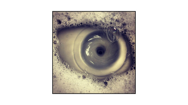 sink eye optical illusion