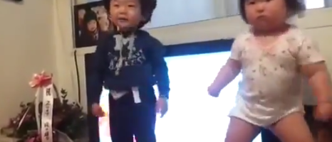 korean baby dancing