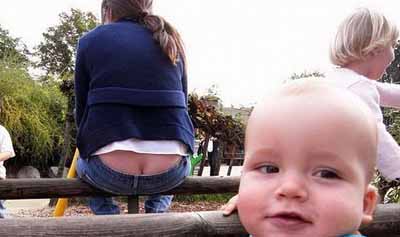 funny kid photobomb