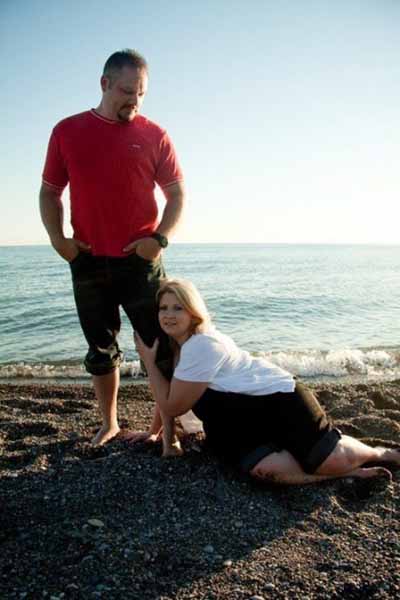 funny engagement photos