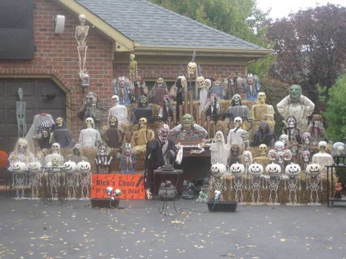 scary halloween decorations