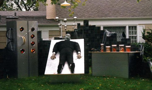 scary halloween decorations