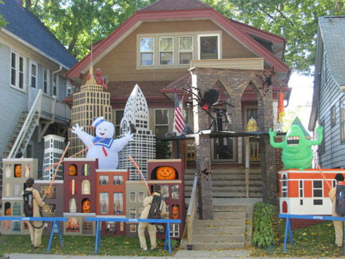 scary halloween decorations